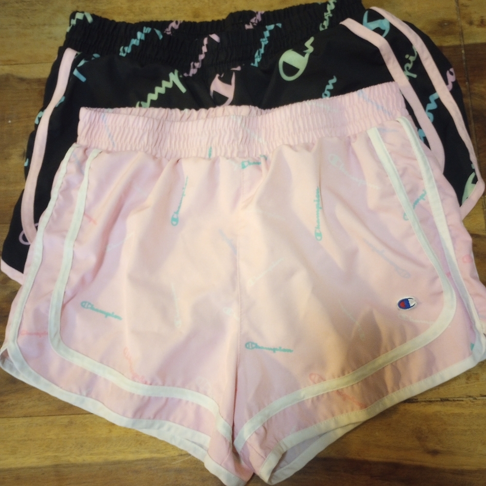 Bundle of 2 girl's running shorts / XL